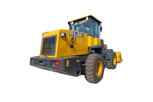 Фронтальный погрузчик BEL-DOZER BL30